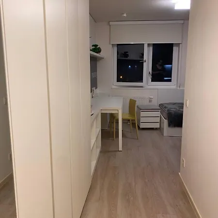 Modern Near Mauerpark דירה