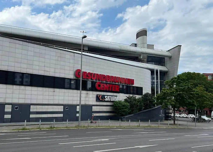 Modern Near Mauerpark * Berlino