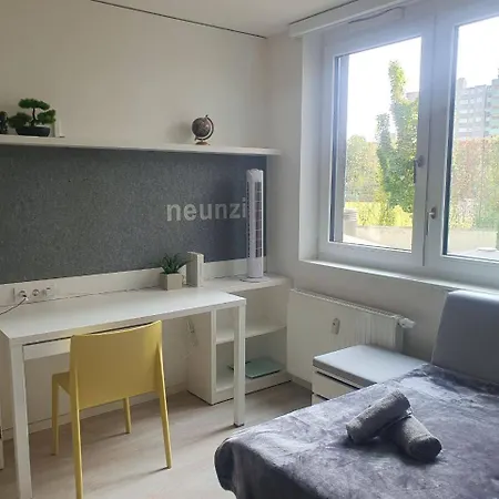 Апартаменты Modern Near Mauerpark *